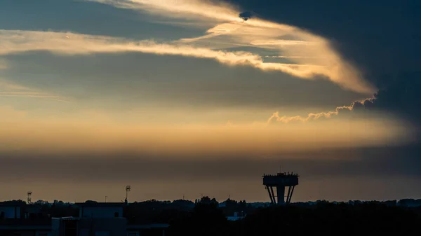 Uitzicht Hemel Van Prachtige Zonsondergang Het Park — Stockfoto