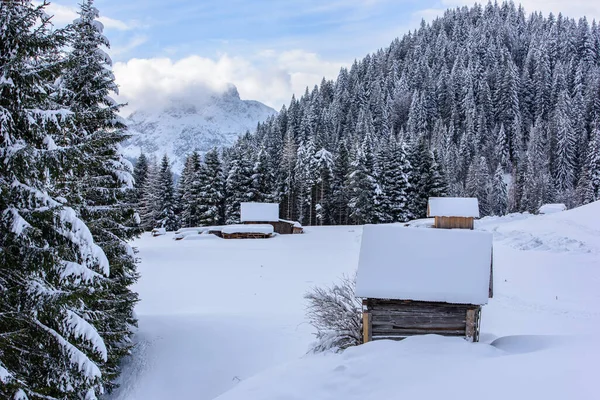 Landschaftliche Winternatur Dorf Sappada Den Bergen Italien — Stockfoto