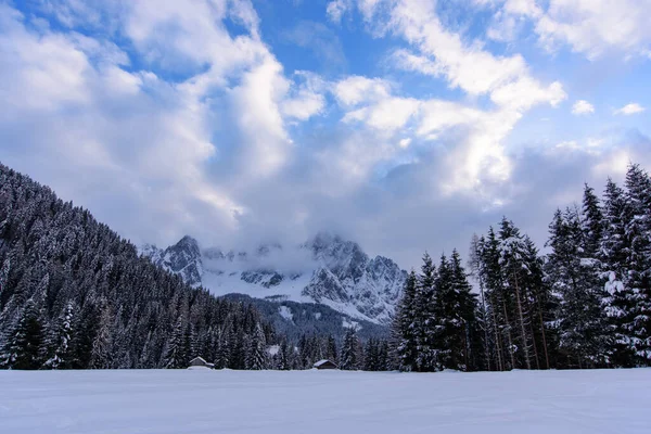 Scénický Zimní Pohled Vesnici Sappada Horách Itálie — Stock fotografie