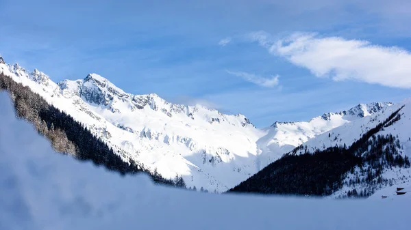 Plano Escénico Hermoso Paisaje Invierno Alrededor Casere Valle Aurina Tirol —  Fotos de Stock