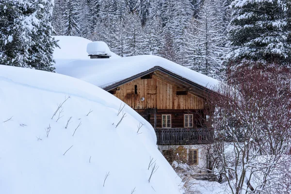 Plano Escénico Hermoso Paisaje Invierno Alrededor Casere Valle Aurina Tirol — Foto de Stock
