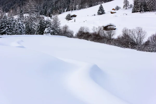 意大利蒂罗尔Valle Aurina Casere周围美丽冬季风景的风景画 — 图库照片