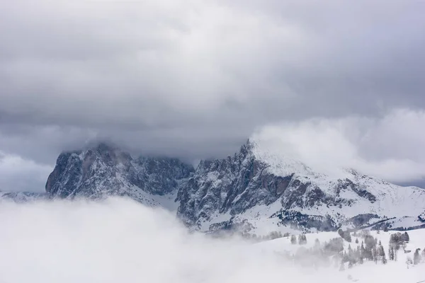 Живописный Снимок Красивого Снежного Альпе Сюзи Сейзер Альм Доломиты Италия — стоковое фото