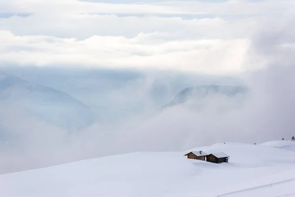 Schilderachtige Opname Van Prachtige Besneeuwde Alpe Siusi Seiser Alm Dolomieten — Stockfoto
