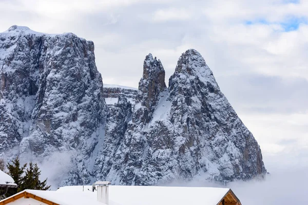 Bela Paisagem Montanha Com Picos Nevados — Fotografia de Stock