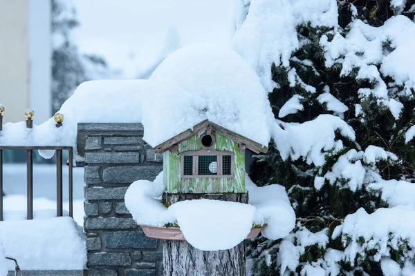 Paysage Hivernal Villa Ottone Avec Nichoir Couvert Neige — Photo