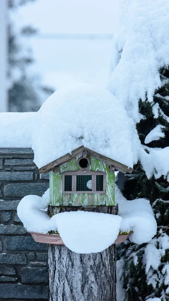 Paisagem Inverno Villa Ottone Com Casa Pássaro Coberta Neve — Fotografia de Stock