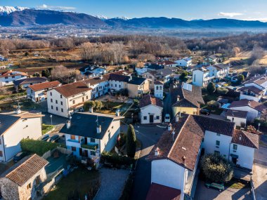 Raspano ve Martinazzo 'nun hava manzarası, İtalya