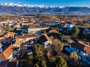 Raspano ve Martinazzo 'nun hava manzarası, İtalya