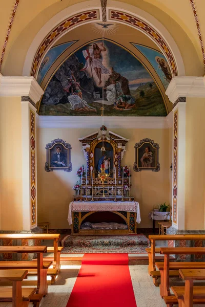 Piękne Wnętrze Kościoła Tle — Zdjęcie stockowe