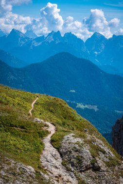 Dağlardaki güzel manzara, Val di Zoldo, İtalya