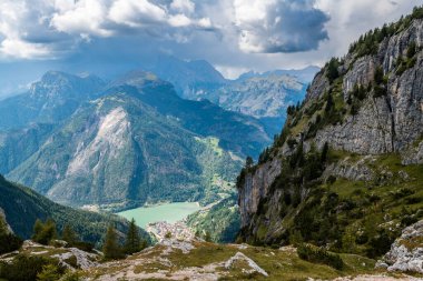 Dağlardaki güzel manzara, Val di Zoldo, İtalya