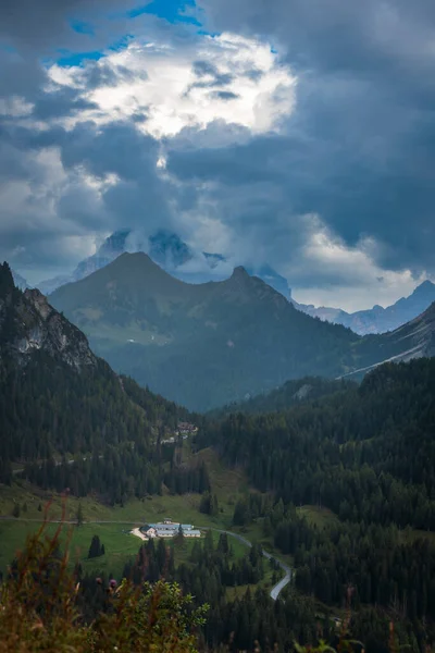 Hermoso Paisaje Las Montañas Val Zoldo Italia —  Fotos de Stock