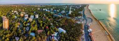 İtalya 'nın Lignano Sabbiadoro sahilinin havadan görünüşü.