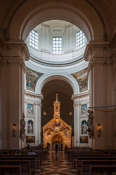 圣玛利亚大教堂 安杰利安杰利在阿西西西 圣弗朗西斯科的Porziuncola — 图库照片