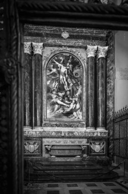 Perugia, İtalya - 23 Haziran 2022: Antik katedral iç mimarisi