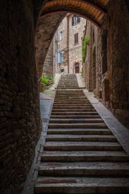 Perugia, İtalya 'da güzel eski şehir sokak manzarası - 23 Haziran 2022