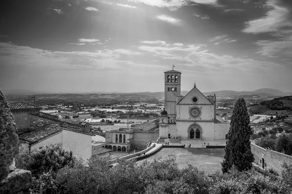 アッシジ イタリアの美しいチャペルの建物の景色 — ストック写真