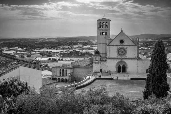 Γραφική Θέα Του Όμορφου Κτιρίου Εκκλησάκι Στην Ασίζη Ιταλία — Φωτογραφία Αρχείου