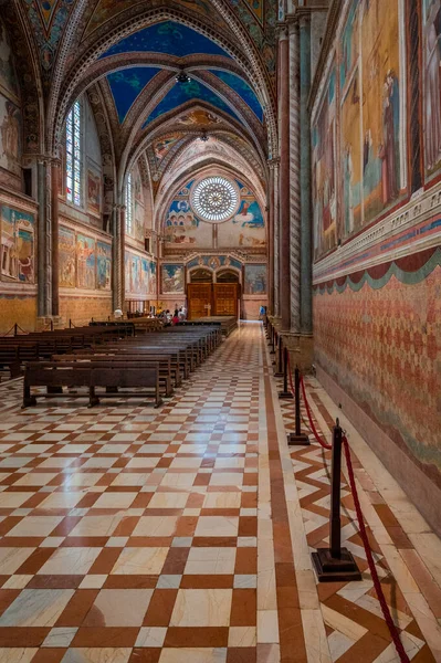 Assisi Olaszország 2022 Június Ősi Olasz Katedrális Belseje — Stock Fotó