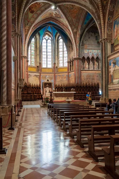 Ασίζη Ιταλία Ιουνίου 2022 Εσωτερικό Του Αρχαίου Ιταλικού Καθεδρικού Ναού — Φωτογραφία Αρχείου