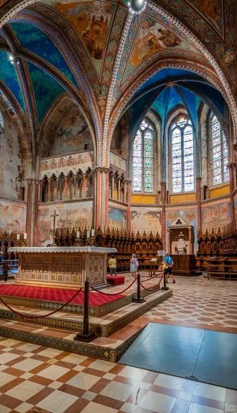 Asyż Włochy Czerwca 2022 Wnętrze Starożytnej Włoskiej Katedry — Zdjęcie stockowe