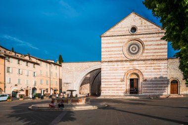 Assisi, İtalya - 23 Haziran 2022: Siena, İtalya 'nın eski Asisi kasabası