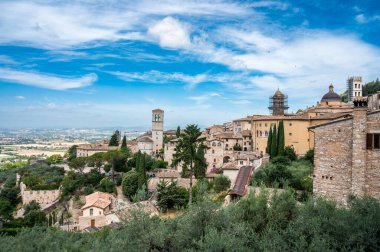 Assisi, İtalya - 23 Haziran 2022: Siena, İtalya 'nın eski Asisi kasabası