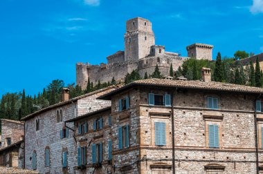 Assisi, İtalya - 23 Haziran 2022: Siena, İtalya 'nın eski Asisi kasabası