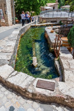 İtalya, Rasiglia - 24 Haziran 2022: Rasiglia köyü, Umbria, İtalya.