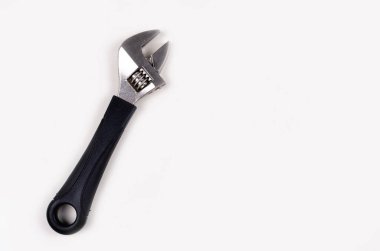 Ayarlanabilir anahtar aracı, beyaz arkaplanda izole