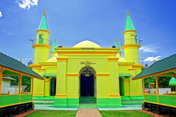 Mezquita Isla Penyengat Riau Indonesia — Foto de Stock