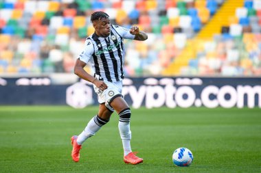 Udogie (Udinese) İtalya futbol takımı Serie A maçında Udinese Calcio, Friuli 'de Bologna FC' ye karşı - Dacia Arena stadyumu, 17 Ekim 2021 - Fotoğraf: Ettore Griffoni