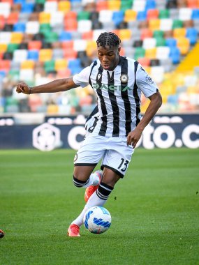 Udogie (Udinese) İtalya futbol takımı Serie A maçında Udinese Calcio, Friuli 'de Bologna FC' ye karşı - Dacia Arena stadyumu, 17 Ekim 2021 - Fotoğraf: Ettore Griffoni