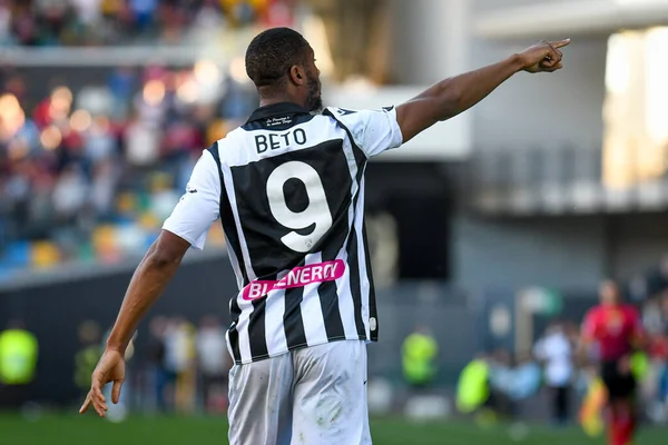 İtalya Futbol Serisi sırasında Norberto Bercique Gomes Betuncal (Udinese) mutluluğu Udinese Calcio 'ya karşı Friuli - Dacia Arena stadyumu, 17 Ekim 2021 - Fotoğraf: Ettore Griffoni