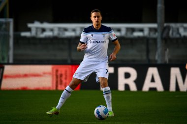 Adam Marusiç (Lazio) İtalyan futbolu Serie A maçı sırasında İtalya 'nın Verona kentindeki Marcantonio Bentegodi Stadyumu' nda Hellas Verona FC 'ye karşı SS Lazio maçında görev başında.