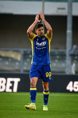 Giovanni Simeoni (Verona) İtalya futbolu sırasındaki mutluluğu Serie A karşılaşmasında Hellas Verona FC - SS Lazio maçı Verona, İtalya 'daki Marcantonio Bentegodi Stadyumu' nda, 24 Ekim 2021 - Fotoğraf: Ettore Griffoni