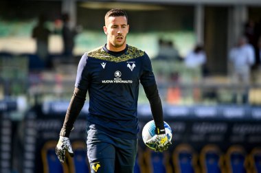 Lorenzo Montipo (Verona), İtalya 'nın Verona şehrindeki Marcantonio Bentegodi Stadyumu' nda oynanan Hellas Verona FC - SS Lazio maçında 24 Ekim 2021 - Fotoğraf: Ettore Griffoni