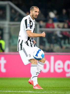 Giorgio Chiellini (Juventus) İtalyan futbolu Serie A maçı sırasında İtalya 'nın Verona kentindeki Marcantonio Bentegodi Stadyumu' nda Hellas Verona FC ile Juventus FC karşılaşması sırasında görev başında.