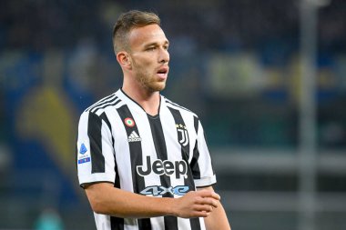 İtalya futbolu sırasındaki Melo Arthur (Juventus) portresi Serie A maçında Hellas Verona FC, Juventus FC 'ye karşı Verona, İtalya' daki Marcantonio Bentegodi stadyumunda, 30 Ekim 2021 - Fotoğraf: Ettore Griffoni
