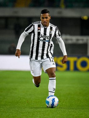 Alex Sandro (Juventus) İtalyan futbolu Serie A maçı sırasında İtalya 'nın Verona kentindeki Marcantonio Bentegodi Stadyumu' nda Hellas Verona FC 'ye karşı Juventus FC maçı, 30 Ekim 2021 - Fotoğraf: Ettore Griffoni