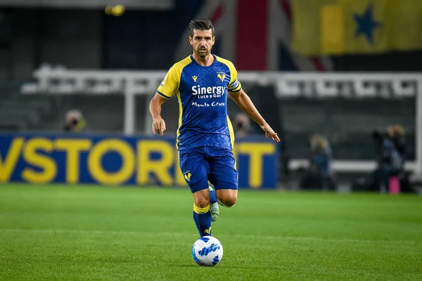 Miguel Veloso (Verona) İtalyan futbolu Serie A maçı sırasında İtalya 'nın Verona kentindeki Marcantonio Bentegodi Stadyumu' nda Hellas Verona FC 'ye karşı Juventus FC maçı, 30 Ekim 2021 - Fotoğraf: Ettore Griffoni