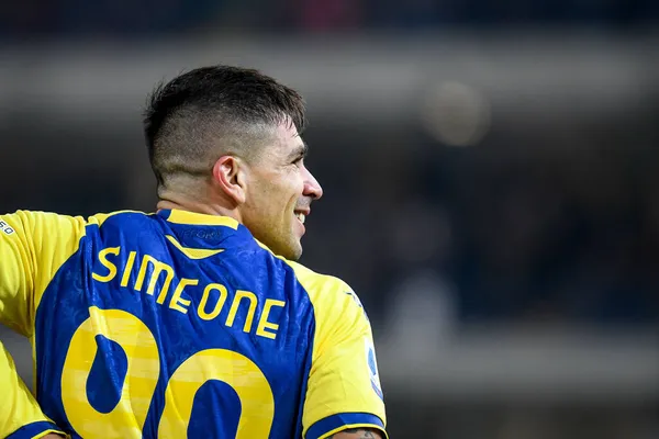 Giovanni Simeoni Verona Celebrates Portrait Italian Soccer Serie Match Hellas — Stock Photo, Image