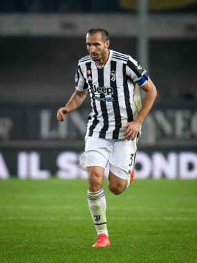 Giorgio Chiellini (Juventus) İtalyan futbolu Serie A maçı sırasında İtalya 'nın Verona kentindeki Marcantonio Bentegodi Stadyumu' nda Hellas Verona FC ile Juventus FC karşılaşması sırasında görev başında.