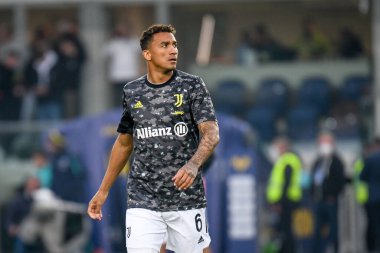 Danilo (Juventus) İtalya futbol takımı Serie A 'nın 30 Ekim 2021' de İtalya 'nın Verona kentindeki Marcantonio Bentegodi Stadyumu' nda oynanan Hellas Verona FC - Juventus FC maçında ısınma turu sırasında portresi
