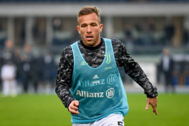 Melo Arthur (Juventus) İtalyan futbol takımı Serie A 'nın 30 Ekim 2021' de İtalya 'nın Verona kentindeki Marcantonio Bentegodi Stadyumu' nda oynanan Hellas Verona FC - Juventus FC maçında ısınma turunda portresi hazırlandı.