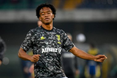 Juan Cuadrado (Juventus) İtalyan futbolu Serie A maçında ısınma turu sırasında Verona, İtalya 'daki Marcantonio Bentegodi Stadyumu' nda Hellas Verona FC - 30 Ekim 2021