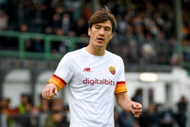 İtalya futbol takımı Serie A maçında Roma 'nın Eldor Shomurodov portresi Venezia FC ile AS Roma maçında Venedik, İtalya' daki Pier Luigi Penzo stadyumunda, 07 Kasım 2021 - Fotoğraf: Ettore Griffoni