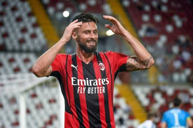 Olivier Giroud (Milan), İtalya 'nın Trieste kentindeki Nereo Rocco stadyumunda oynanan AC Milan-Panathinaikos FC karşılaşmasında tepki gösterdi.