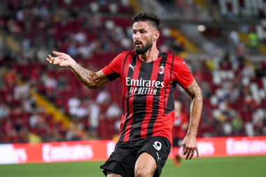 Olivier Giroud (Milan), İtalya 'nın Trieste kentindeki Nereo Rocco Stadyumu' nda oynanan AC Milan-Panathinaikos FC maçında görev başındaki portresi.